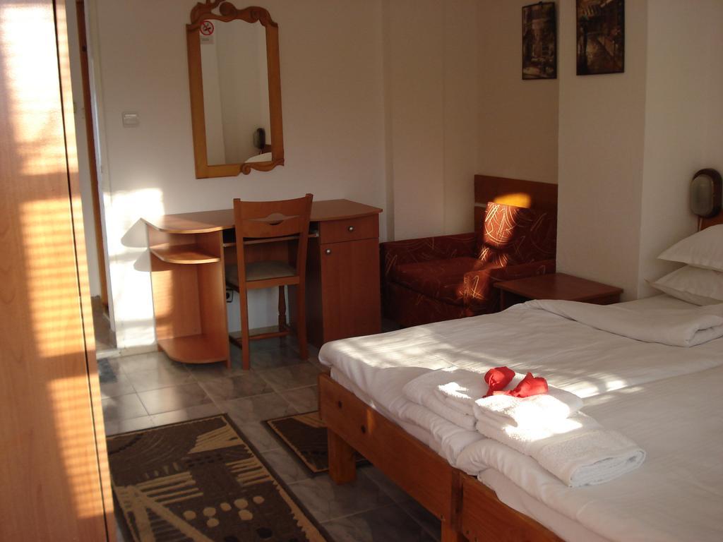 Villa Exotica Μπαλτσίκ Εξωτερικό φωτογραφία